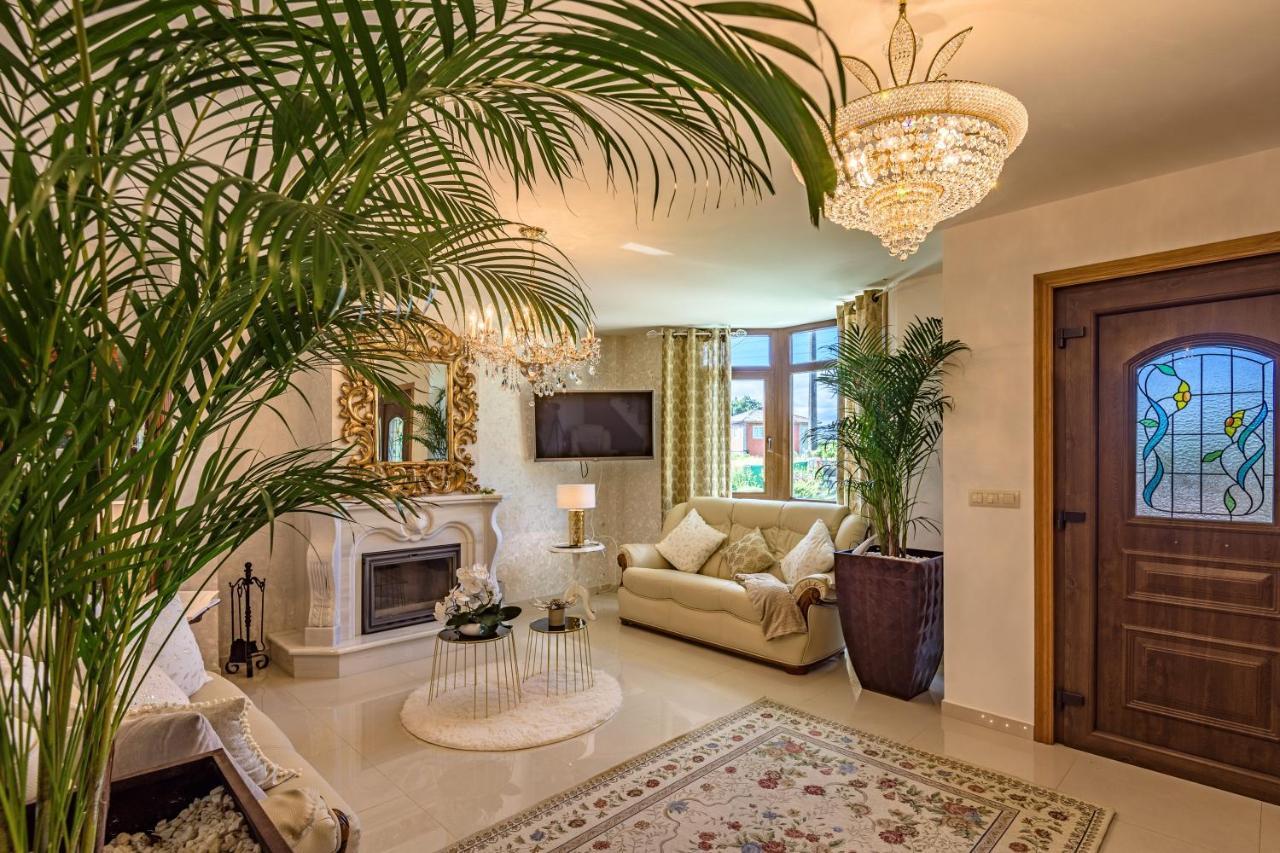 Casa Victoria Garden Con Jacuzzi Y Piscina Villa Caldas De Reis Bagian luar foto